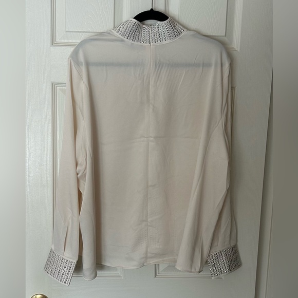 H&M Blouse - Picture 2 of 16